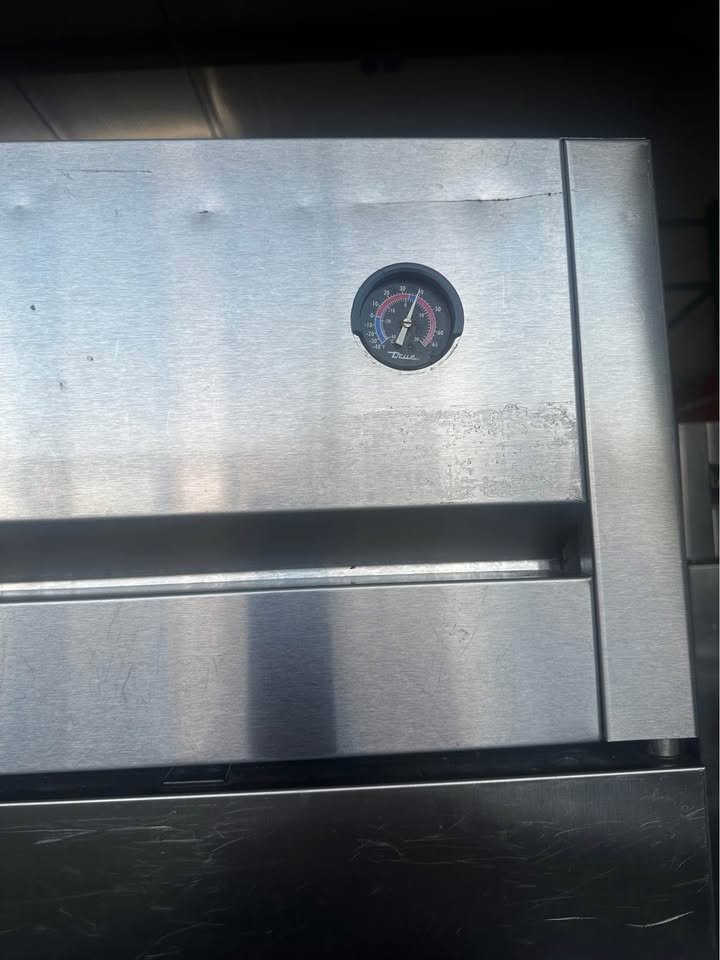 Commercial True Refrigerator
